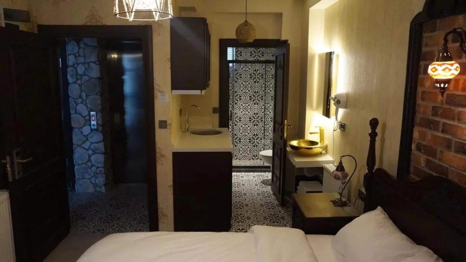 Otel Begonvil Pansiyon İzmir